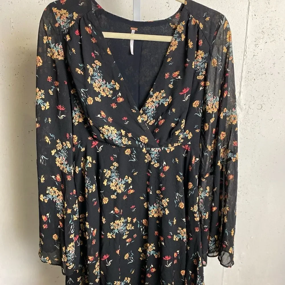 #315 FREE PEOPLE Lilou Floral Mini Dress - Picture 8 of 9